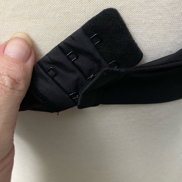 Secret Treasure black bra soft cup no wire adjustable great for t-shirts 38DD - Picture 8 of 10